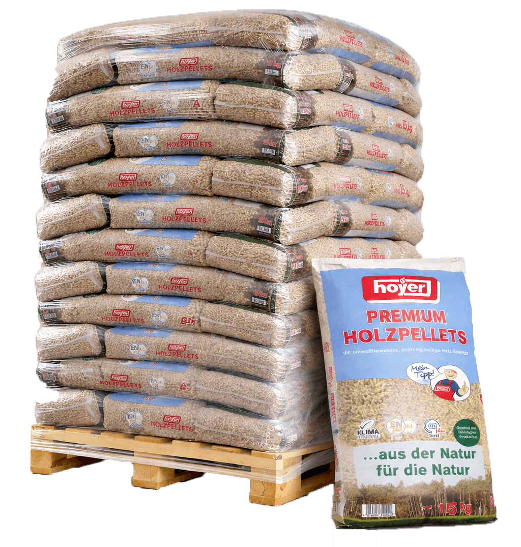 Hoyer Holzpellets auf Palette mit einzelnem 15-kg-Sack davor