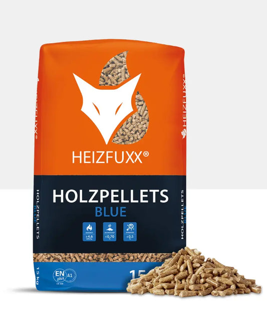 HEIZFUXX BLUE Holzpelletsack mit losen Pellets davor