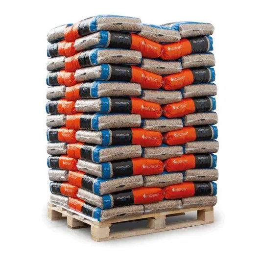 Holzpellets Blue in Säcken auf einer Palette